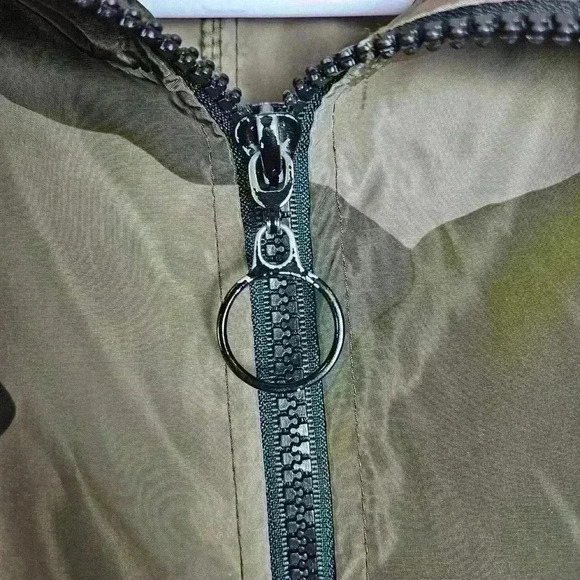 WILD FABLE Green Camouflage Windbreaker Jacket Pockets Size XL - Picture 5 of 6